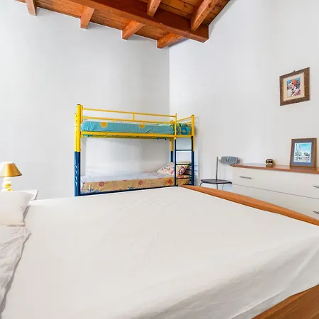 Sulcis 2 Tatil Evi *